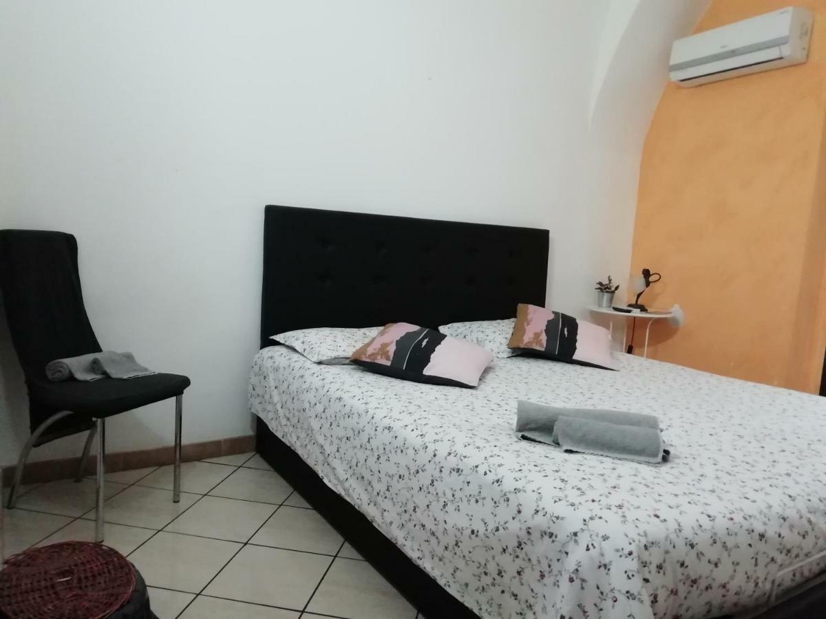 B&B Garibaldi Catania-Fontanarossai nemzetközi repülőtér Kültér fotó
